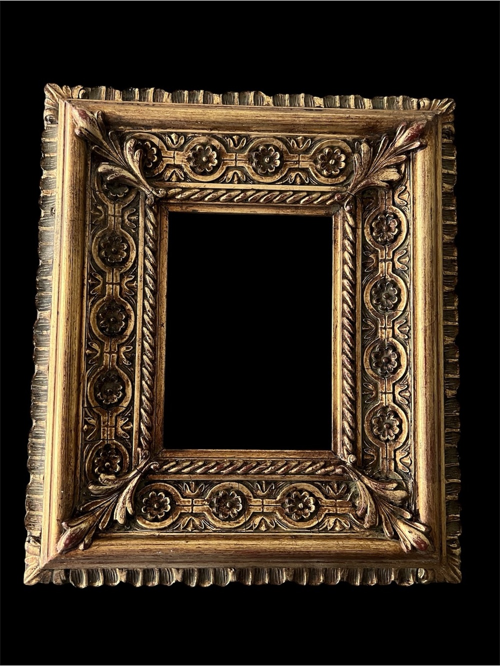 Vintage Ornate Wooden Decorative Picture Frame - No Glass 14”x12”